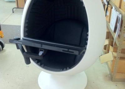customer-sound-egg-chair-31