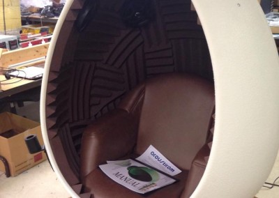 customer-sound-egg-chair-38