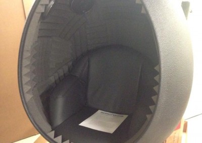 customer-sound-egg-chair-39